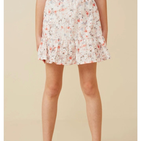 NWOT Hayden Girls Eyelet Embroidered Floral Ruffle Skirt Elastic Waist Size XL - Picture 2 of 7